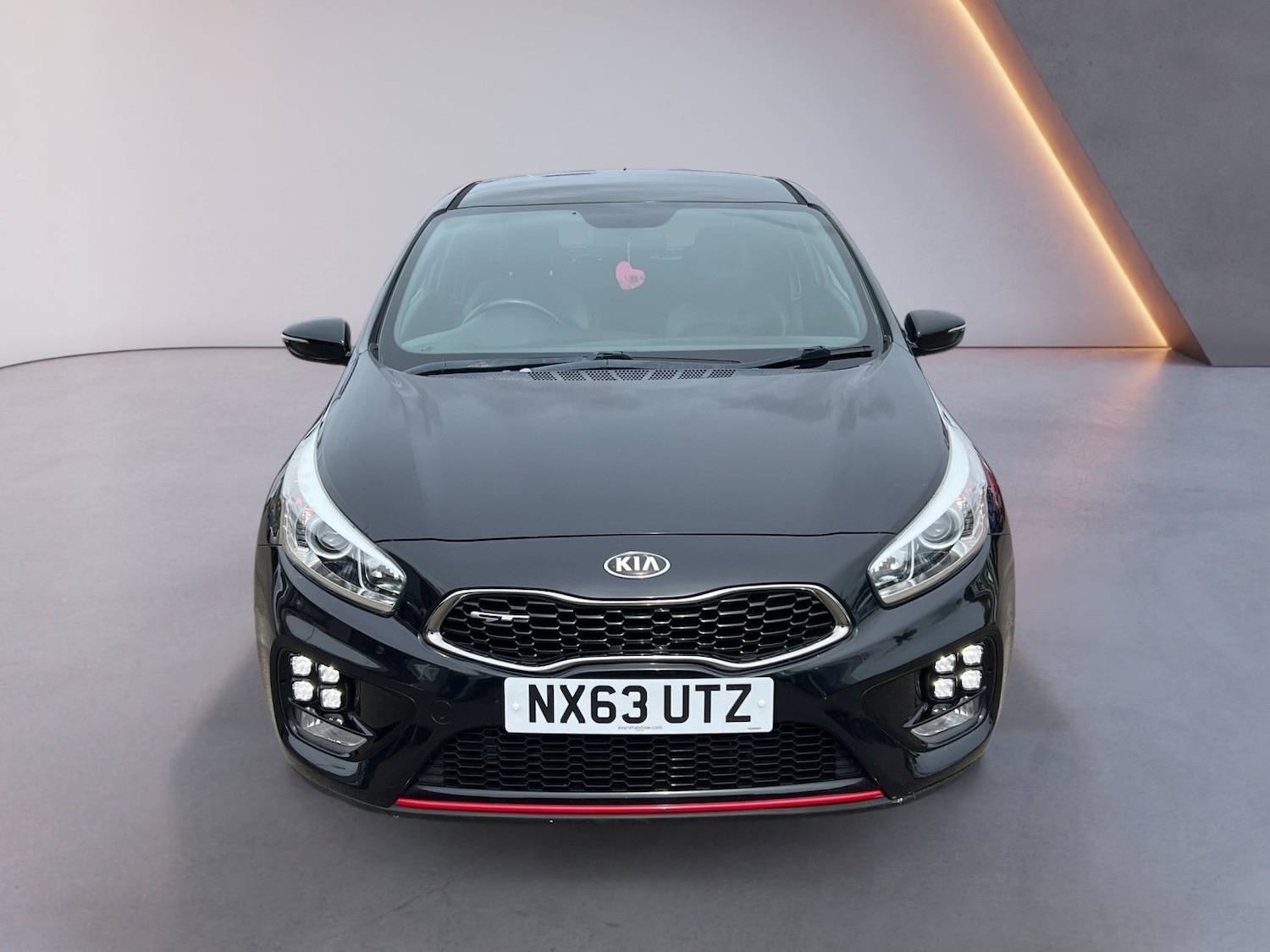 Used Kia Pro Ceed 2013 for sale - 74769597: Photo 8