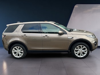 Used Land Rover Discovery Sport 2017 for sale - 75994811: Photo