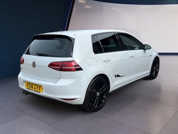 Used Volkswagen Golf 2016 for sale - 77872186: Photo