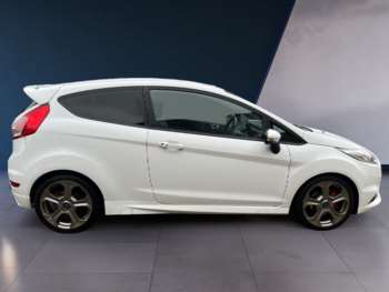 2014 (64) - 1.6 EcoBoost ST-3 3dr