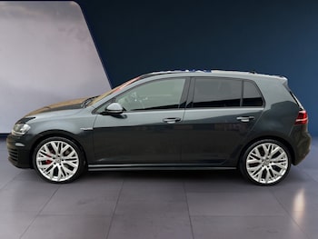 Used Volkswagen Golf 2015 for sale - 76302177: Photo