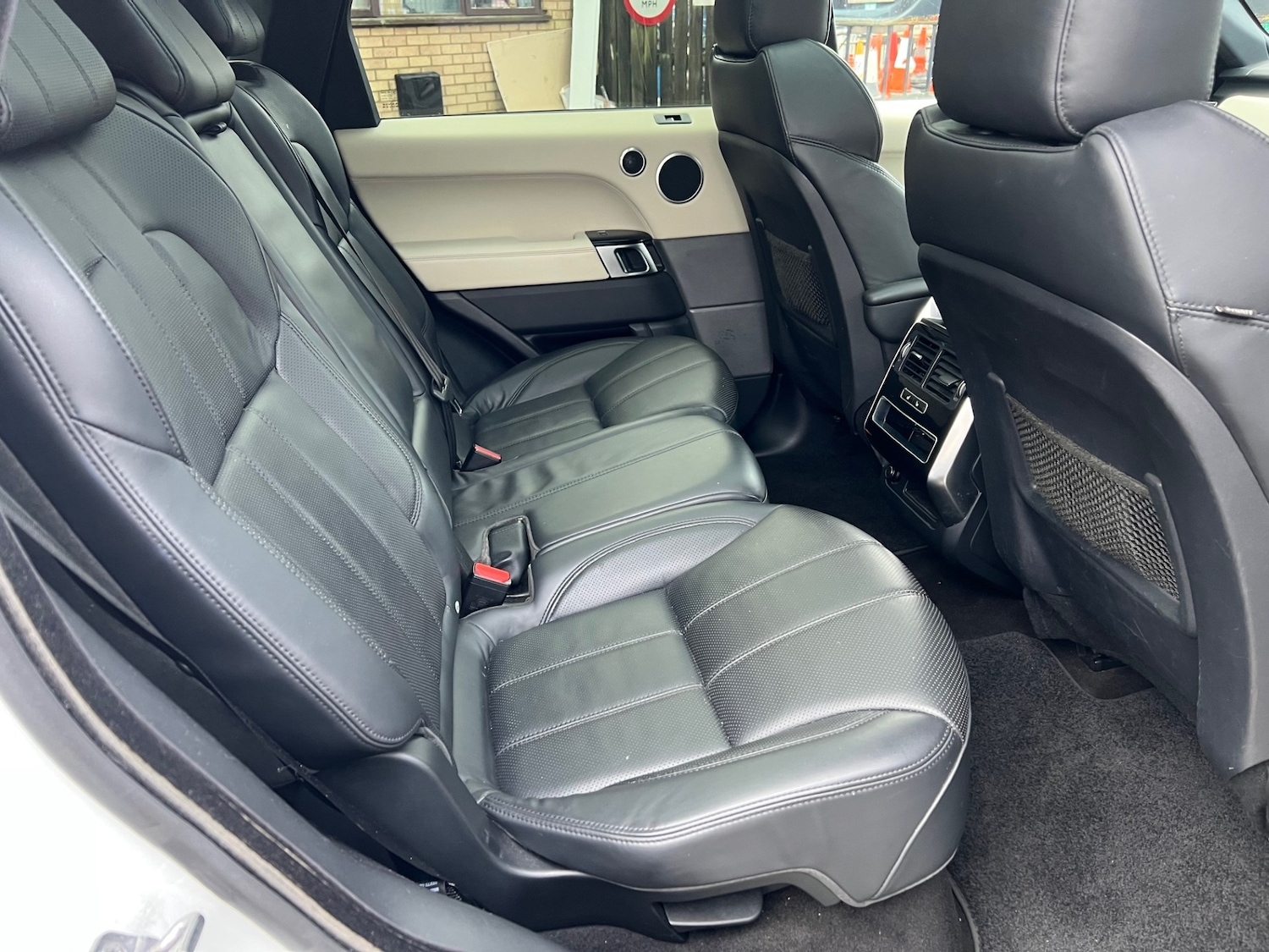 Used Land Rover Range Rover Sport 2014 for sale - 77233815: Photo 16