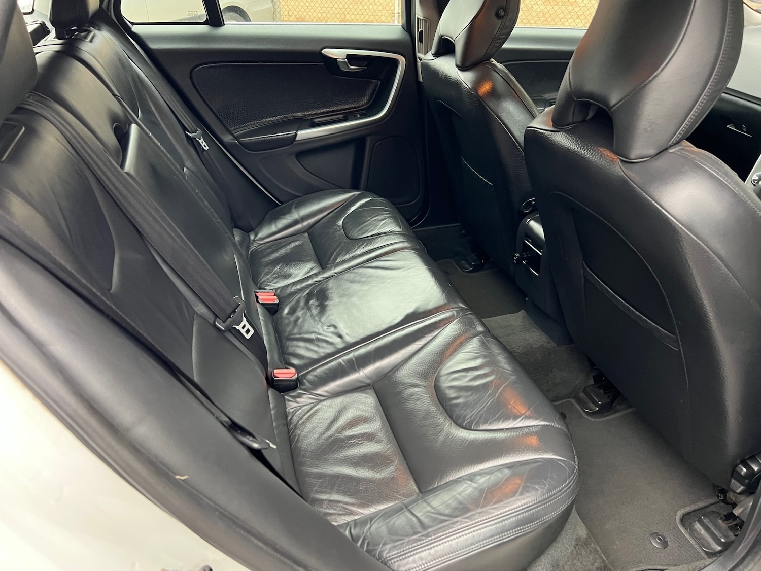 Used Volvo V60 2010 for sale - 76016662: Photo 13