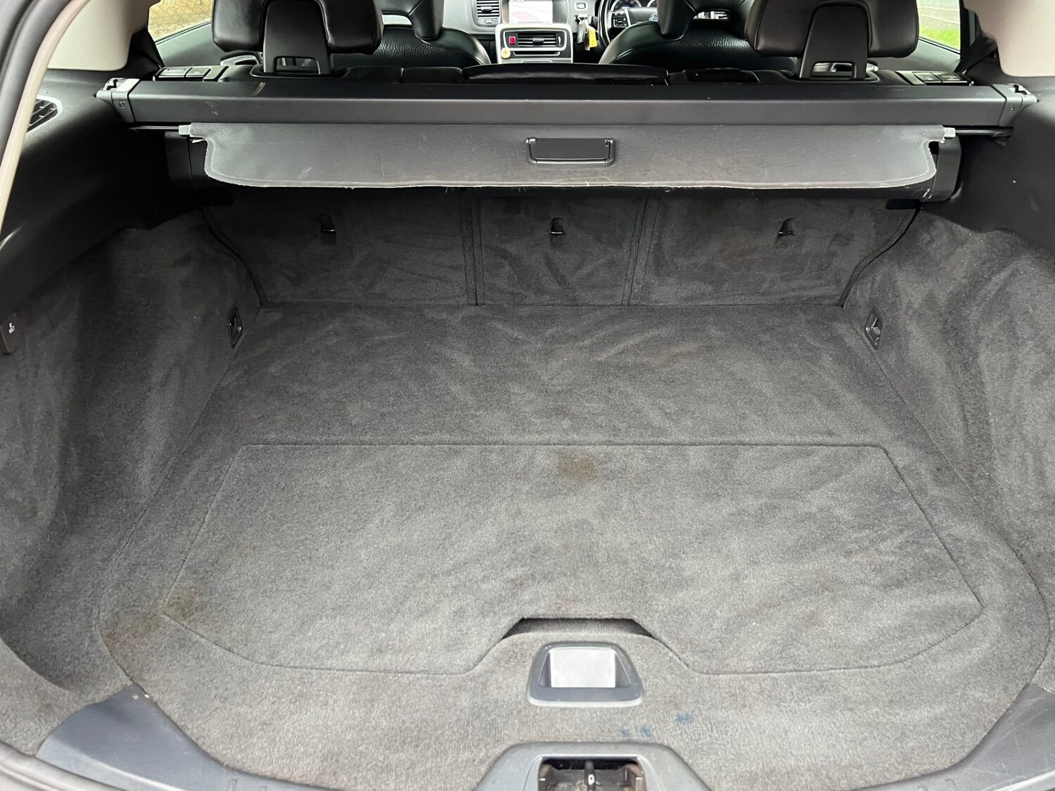Used Volvo V60 2010 for sale - 76016662: Photo 15