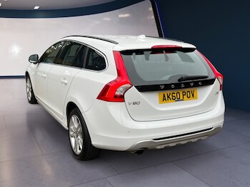 Used Volvo V60 2010 for sale - 76016662: Photo 4