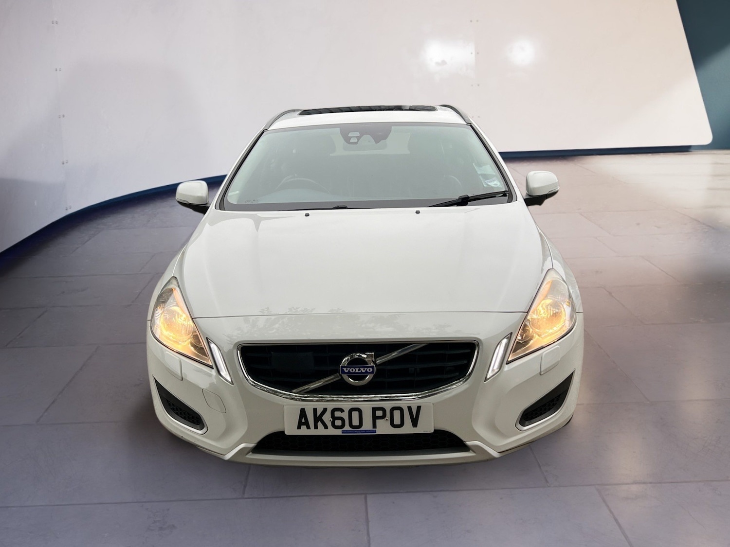 Used Volvo V60 2010 for sale - 76016662: Photo 8
