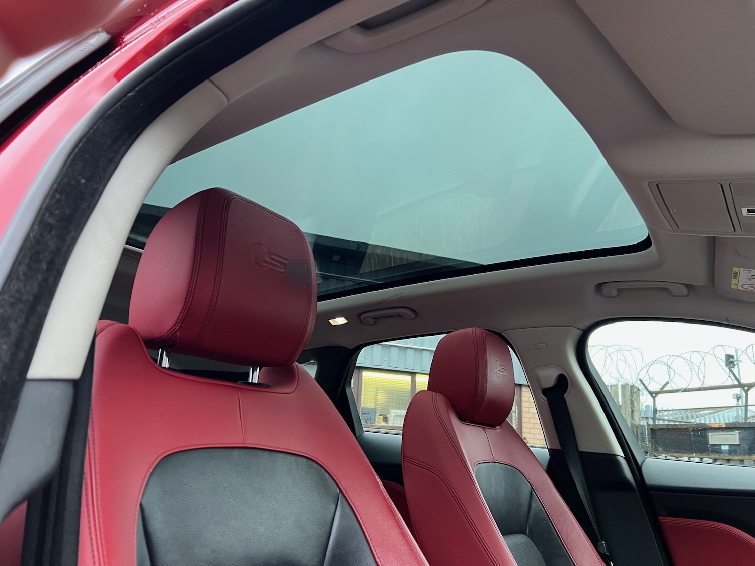 Used Jaguar F-Pace 2017 for sale - 77296599: Photo 14