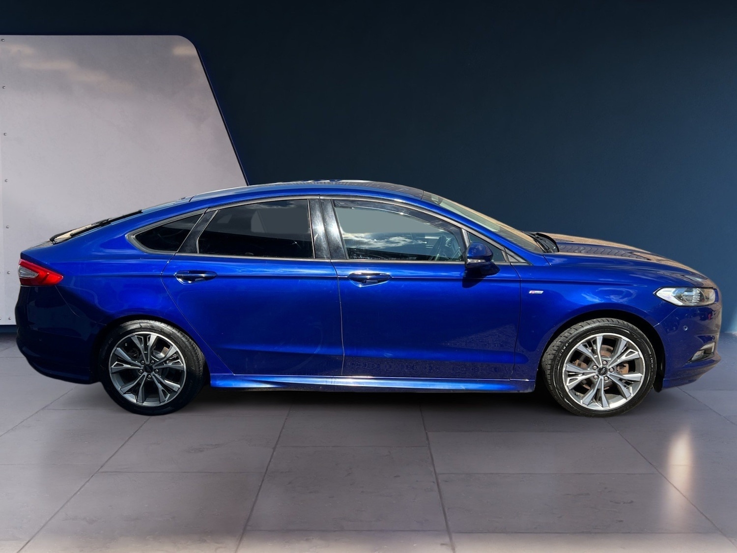 Used Ford Mondeo 2017 for sale - 76505295: Photo 1