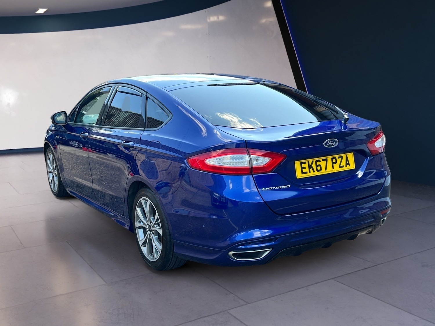 Used Ford Mondeo 2017 for sale - 76505295: Photo 4
