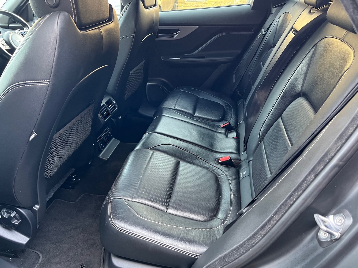 Used Jaguar F-Pace 2016 for sale - 77245326: Photo 13