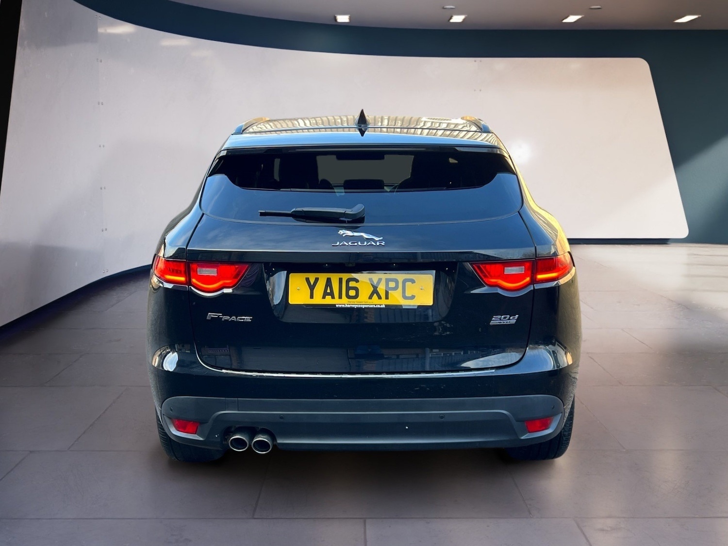 Used Jaguar F-Pace 2016 for sale - 77245326: Photo 7