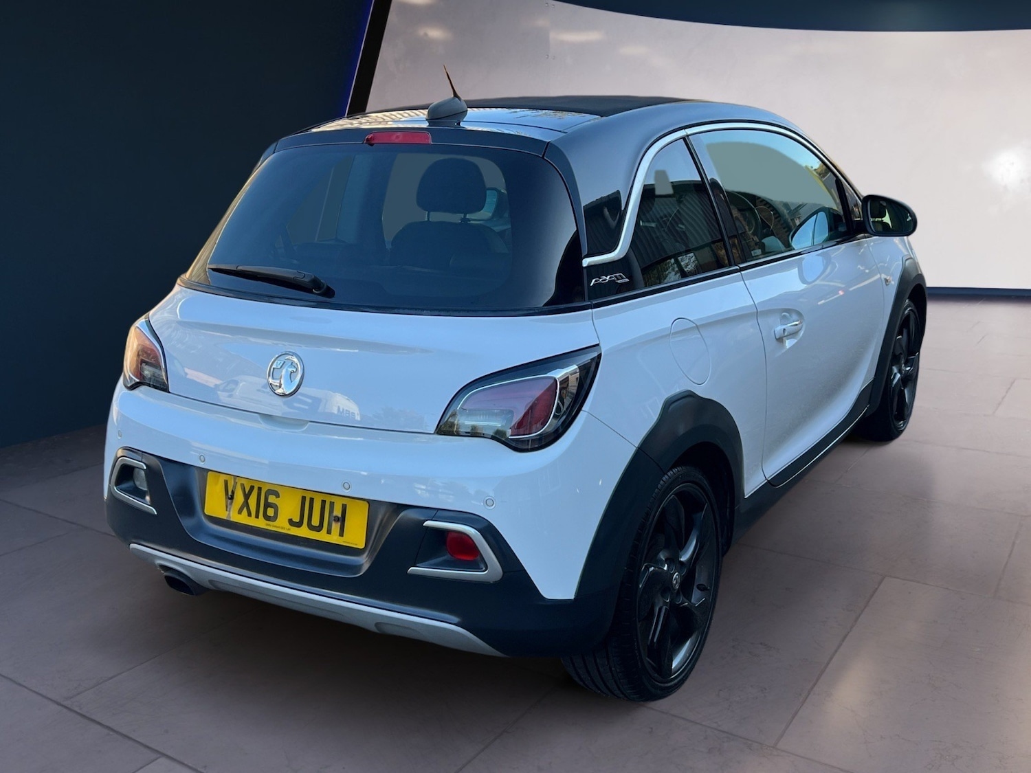 Used Vauxhall ADAM 2016 for sale - 76230954: Photo 6