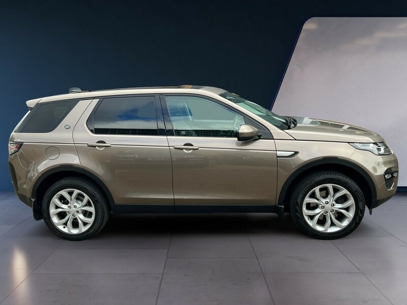 Used Land Rover Discovery Sport 2017 for sale - 76517992: Photo 1