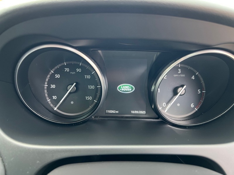 Used Land Rover Discovery Sport 2017 for sale - 76517992: Photo 17