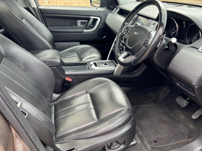 Used Land Rover Discovery Sport 2017 for sale - 76517992: Photo 9