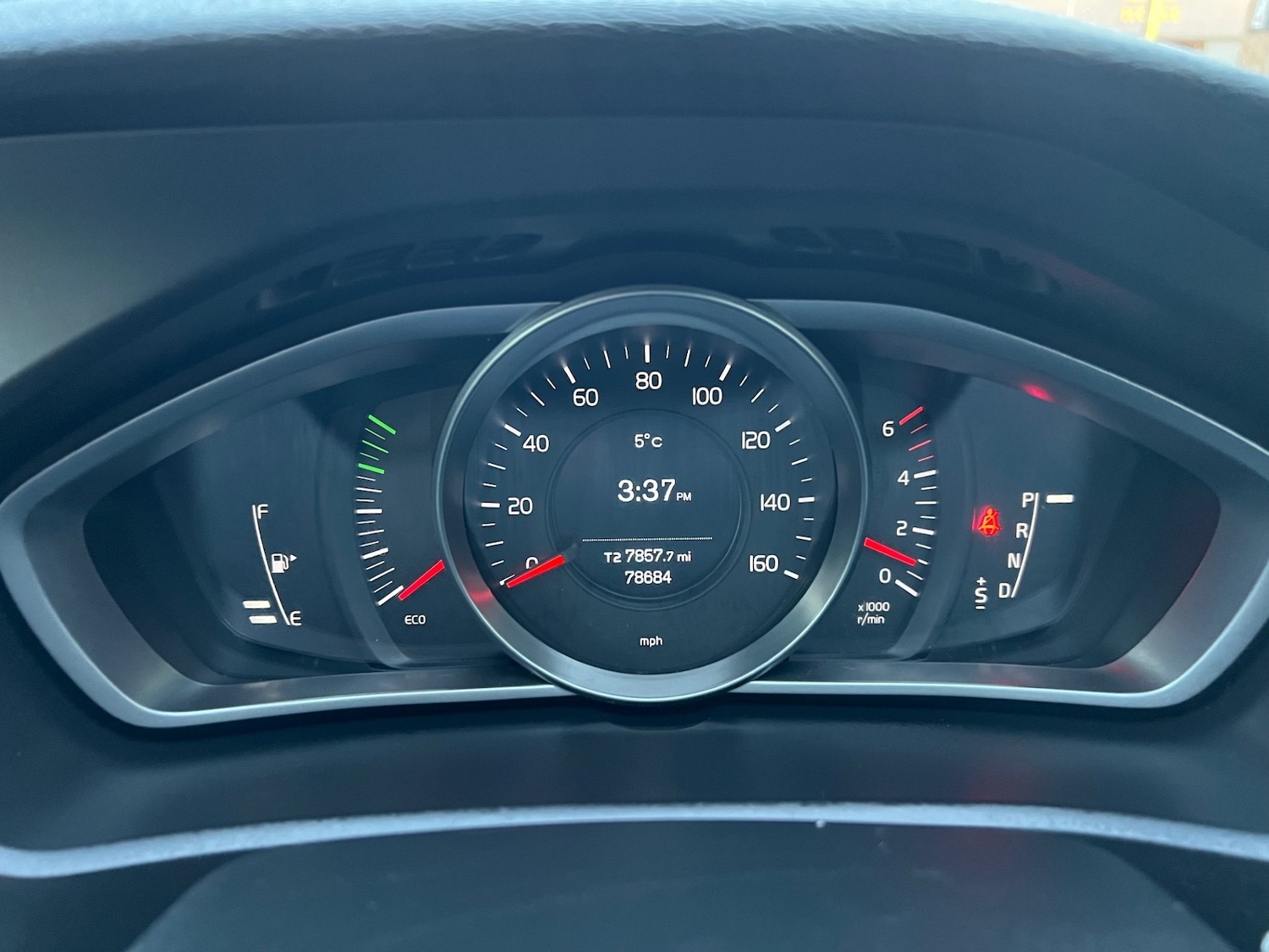 Used Volvo V40 2015 for sale - 76652748: Photo 16