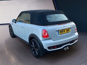 Used MINI Convertible 2014 for sale - 75982719: Photo