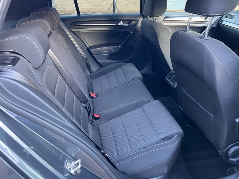 Used Volkswagen Golf 2018 for sale - 76554077: Photo 12