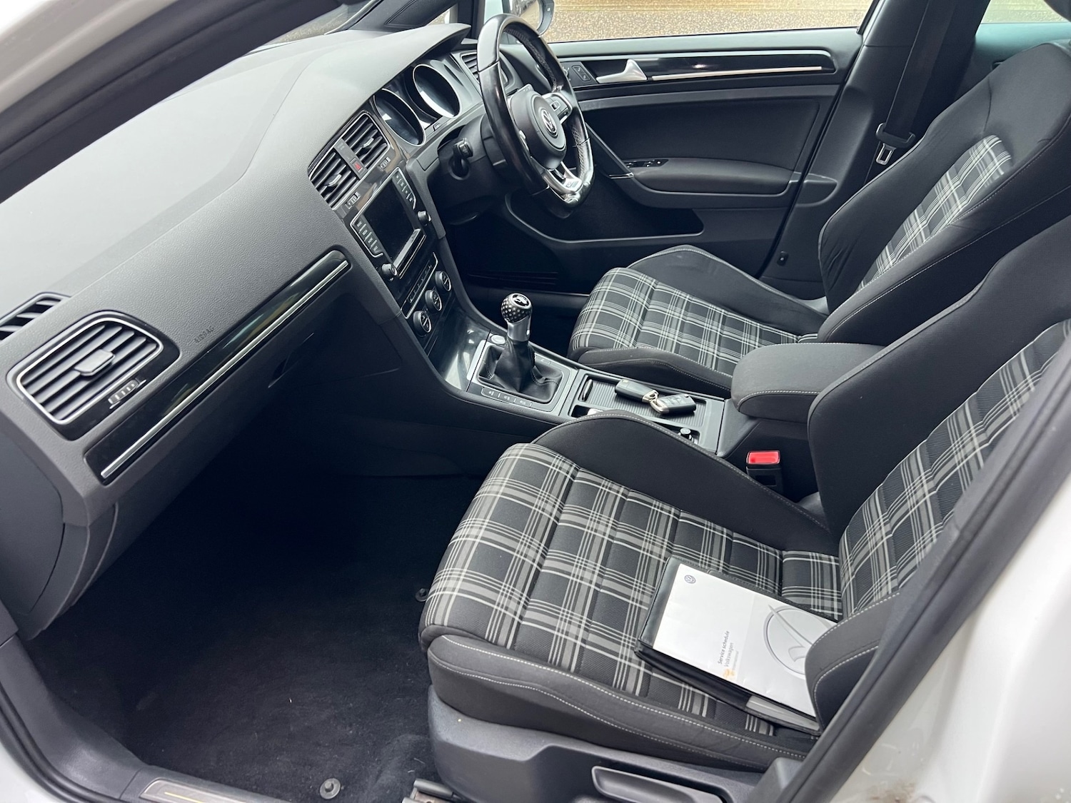 Used Volkswagen Golf 2016 for sale - 77528154: Photo 10