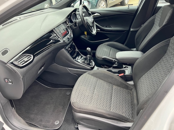 Used Vauxhall Astra 2017 for sale - 76263772: Photo 12