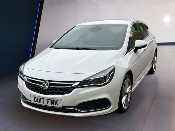 Used Vauxhall Astra 2017 for sale - 76263772: Photo 2