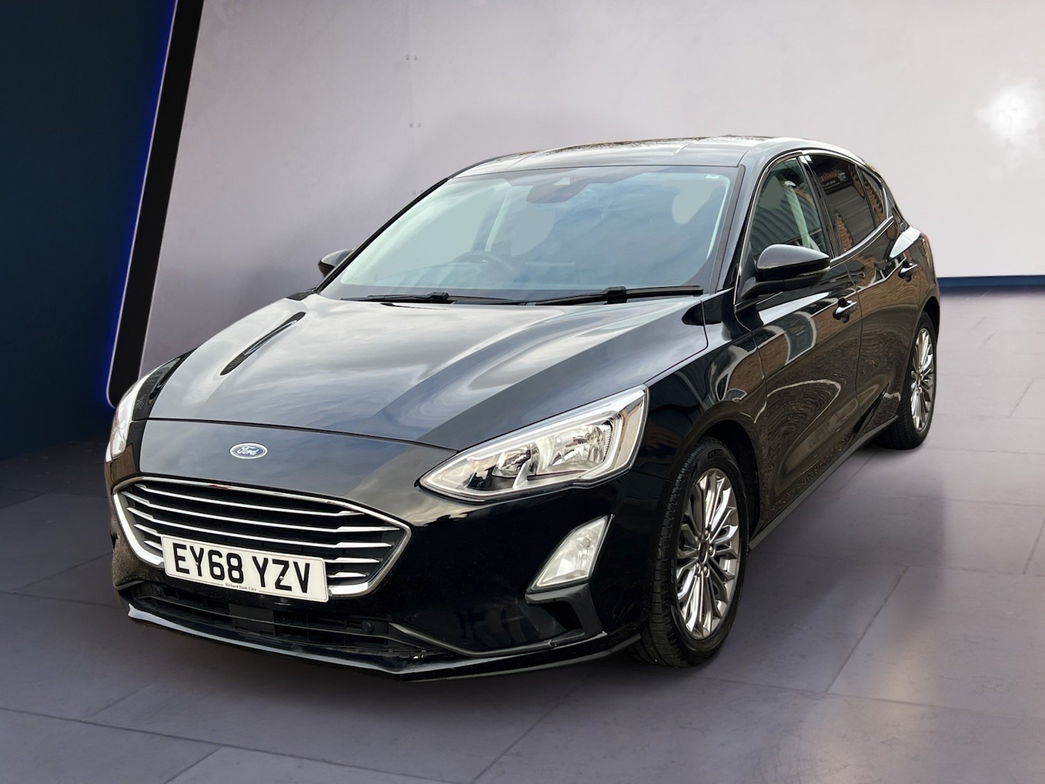 Used Ford Focus 2018 for sale - 76543088: Photo 2