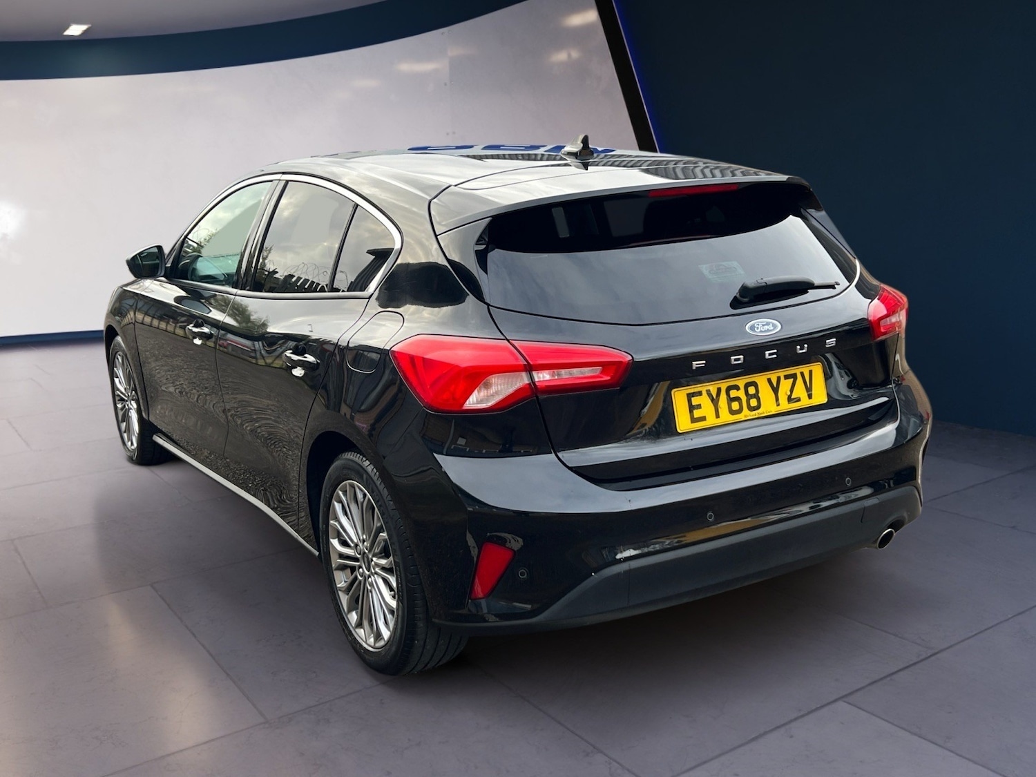 Used Ford Focus 2018 for sale - 76543088: Photo 4