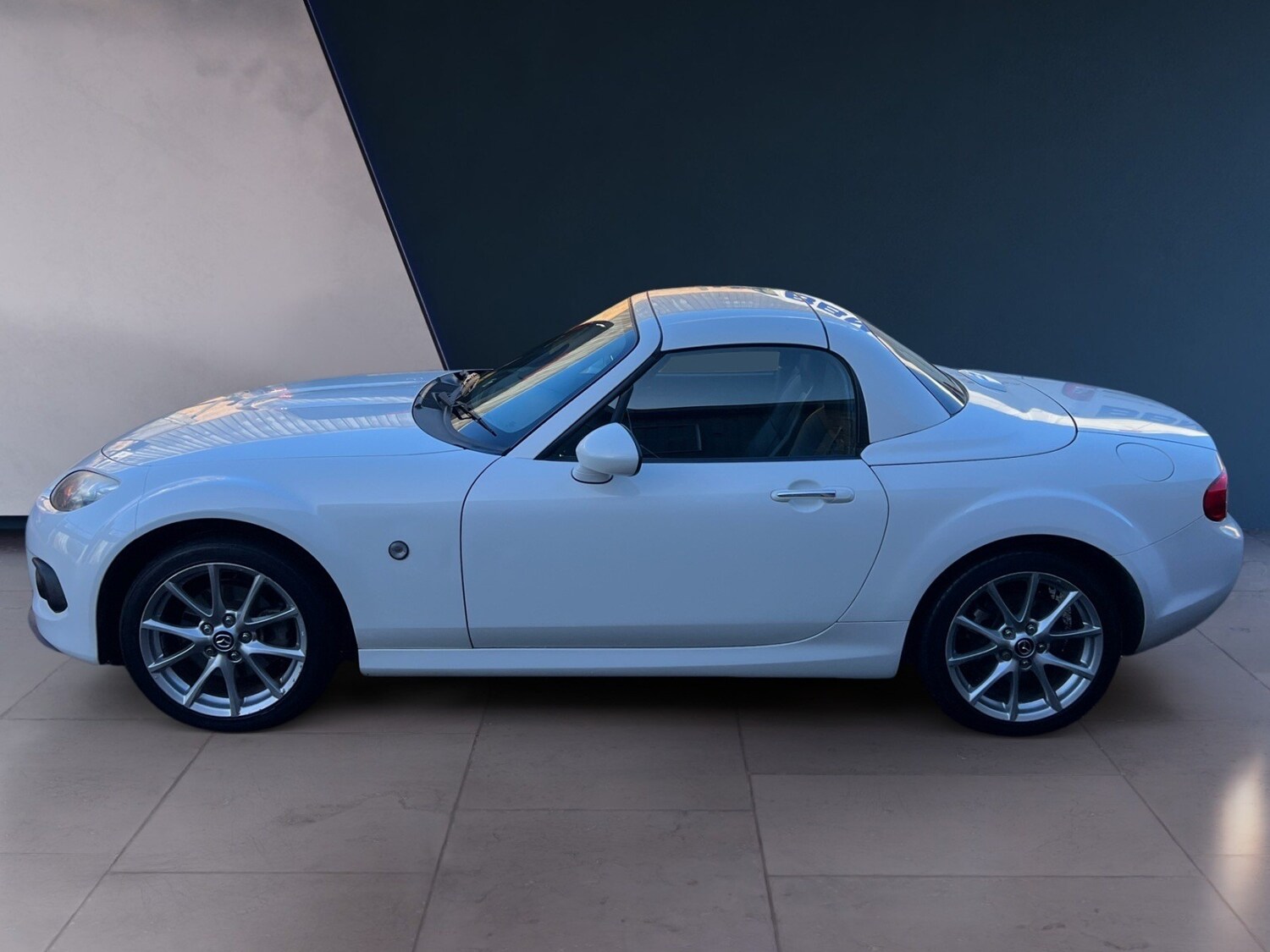 Used Mazda MX-5 2014 for sale - 76791334: Photo 3