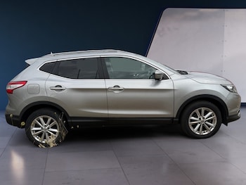Used Nissan Qashqai 2017 for sale - 79379019: Photo