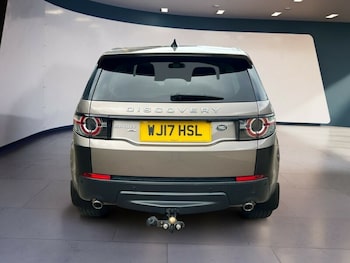Used Land Rover Discovery Sport 2017 for sale - 77086608: Photo