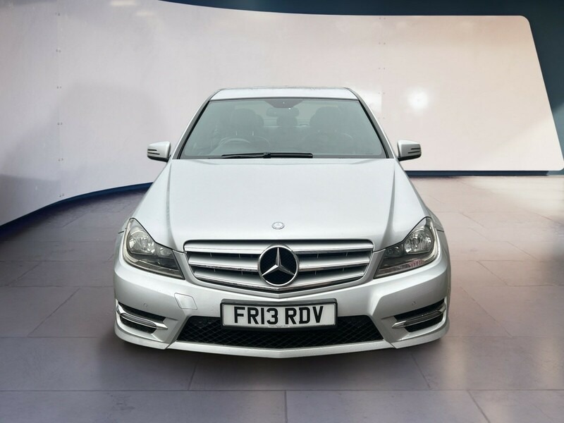 Used Mercedes-Benz C Class 2013 for sale - 77093913: Photo 8