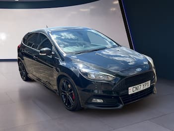 Used Ford Focus 2017 for sale - 79593638: Photo