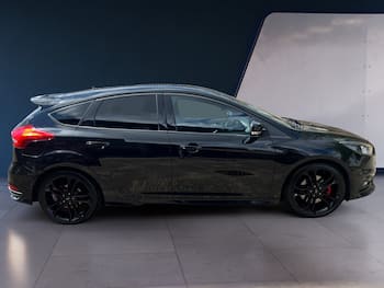Used Ford Focus 2017 for sale - 79593638: Photo
