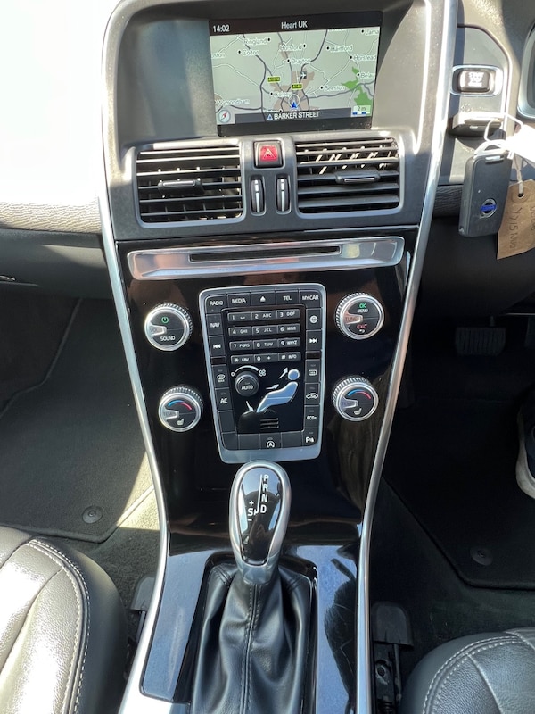 Used Volvo XC60 2015 for sale - 75497358: Photo 12