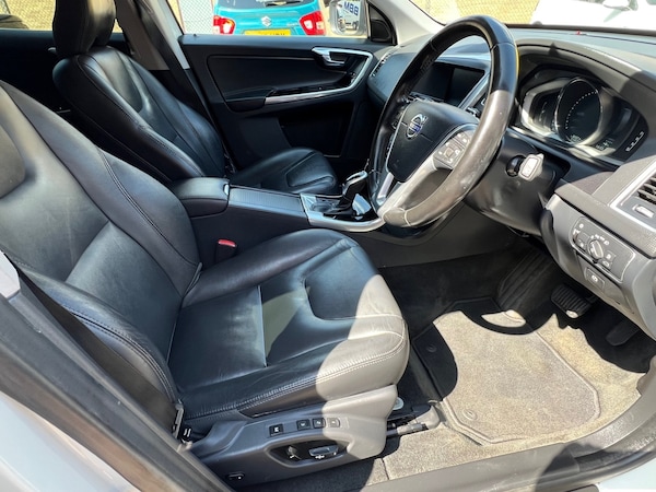 Used Volvo XC60 2015 for sale - 75497358: Photo 9