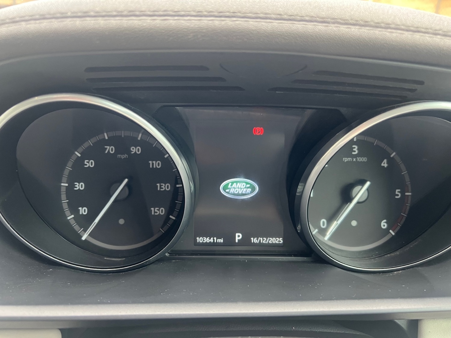 Used Land Rover Discovery 2016 for sale - 76957229: Photo 20