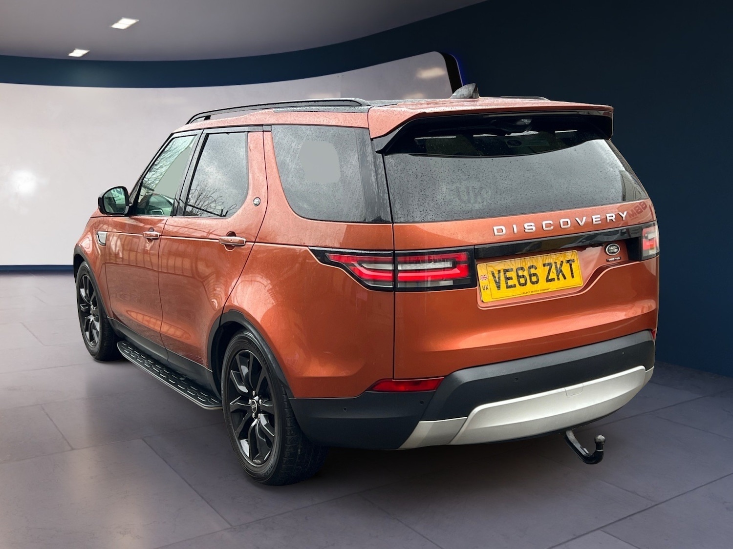 Used Land Rover Discovery 2016 for sale - 76957229: Photo 4