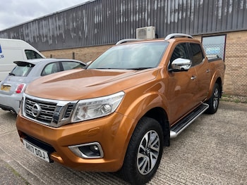 Used Nissan Navara 2017 for sale - 78122815: Photo