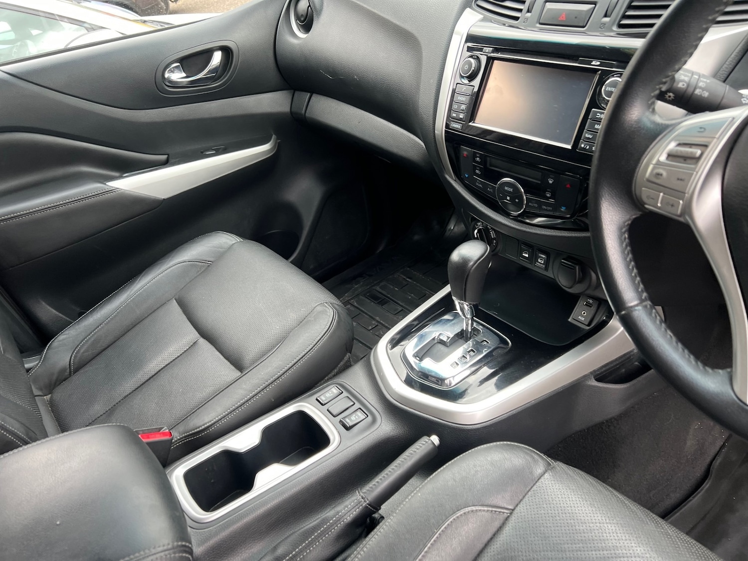 Used Nissan Navara 2017 for sale - 78122815: Photo 5