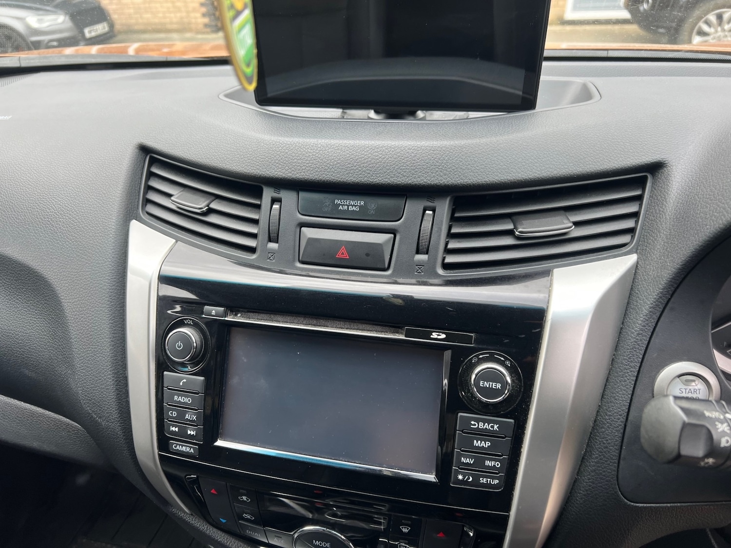 Used Nissan Navara 2017 for sale - 78122815: Photo 6