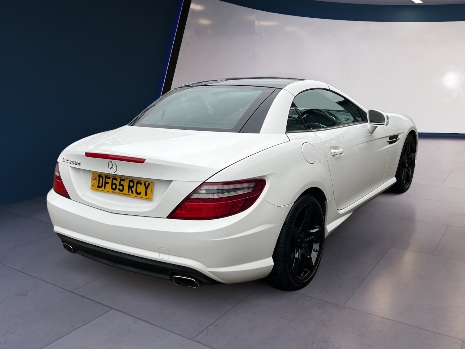 Used Mercedes-Benz SLK 2015 for sale - 76707021: Photo 6