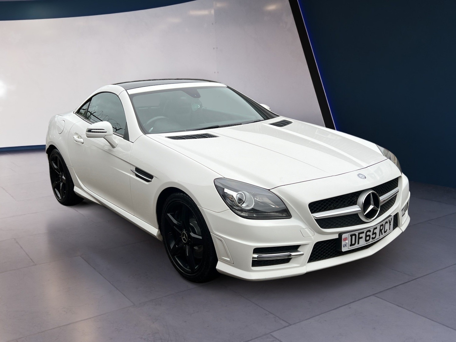 Used Mercedes-Benz SLK 2015 for sale - 76707021: Photo 7