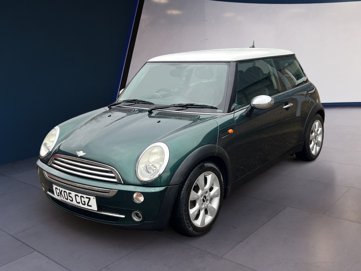 Used MINI Hatch 2005 for sale - 77271330: Photo 2