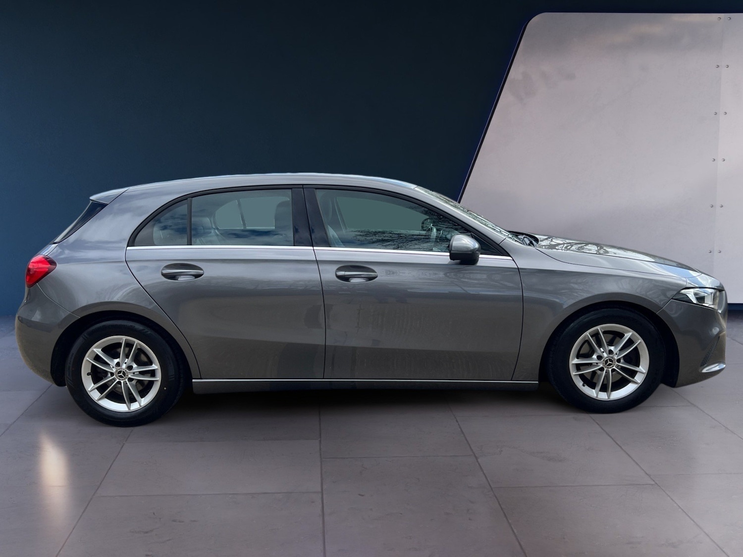 Used Mercedes-Benz A-Class 2018 for sale - 78107031: Photo 2