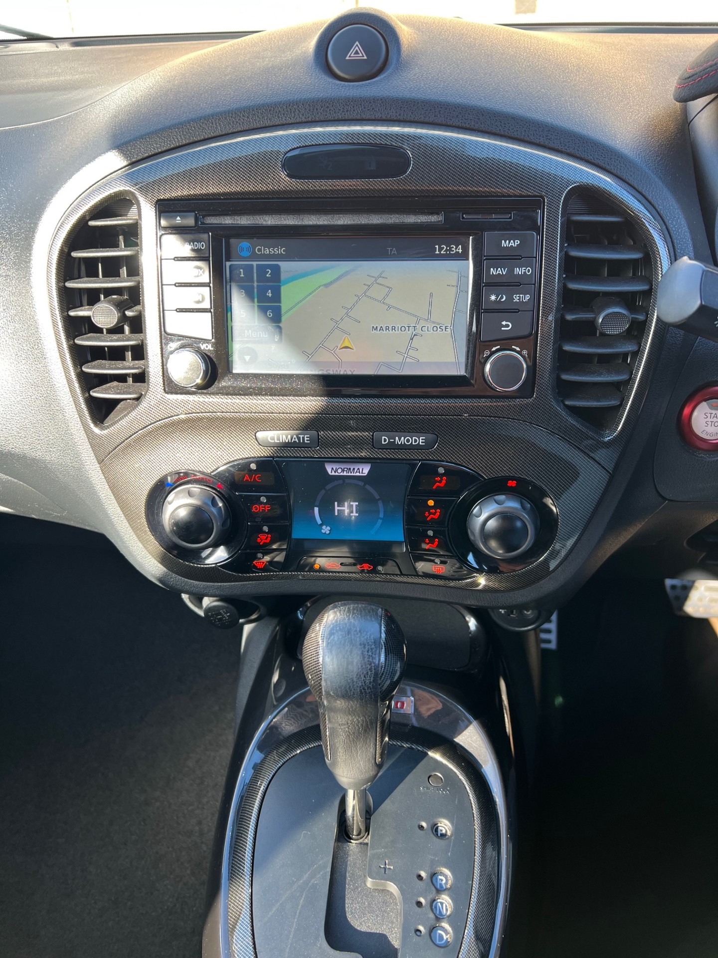 Used Nissan Juke 2016 for sale - 76364103: Photo 11
