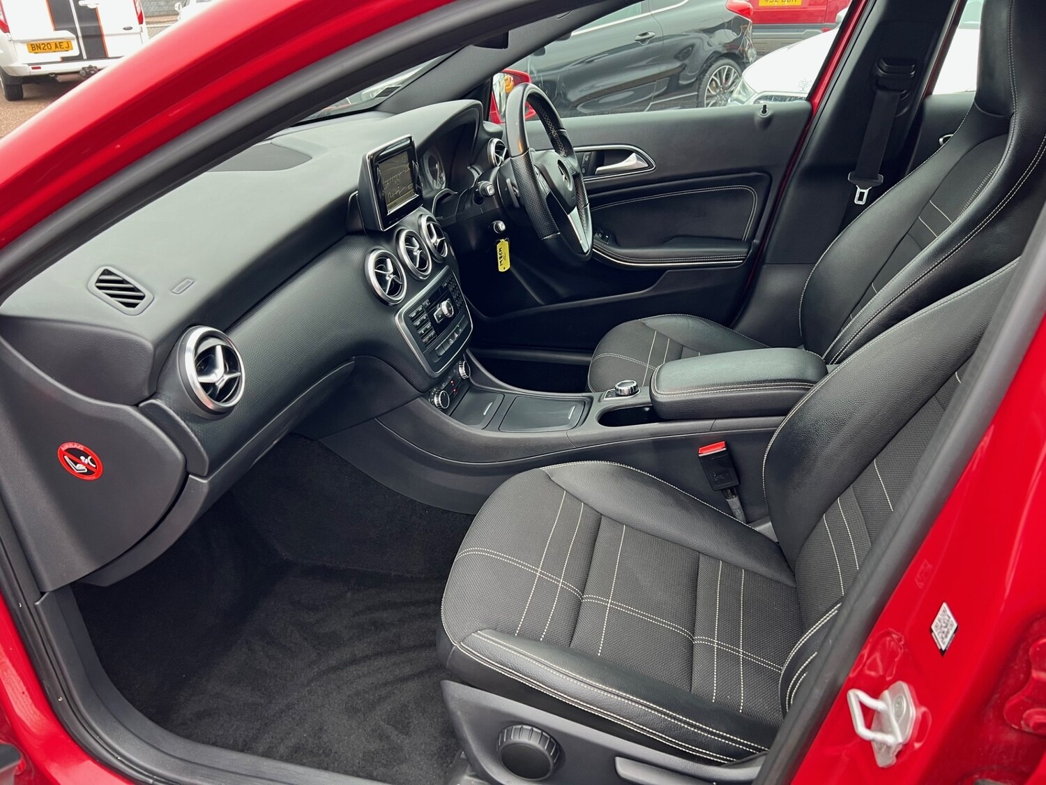 Used Mercedes-Benz A-Class 2014 for sale - 77323774: Photo 10