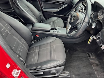 Used Mercedes-Benz A-Class 2014 for sale - 77323774: Photo