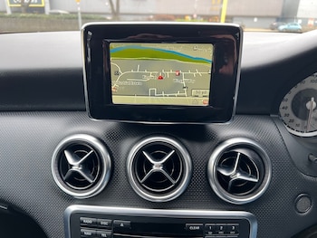 Used Mercedes-Benz A-Class 2014 for sale - 77323774: Photo