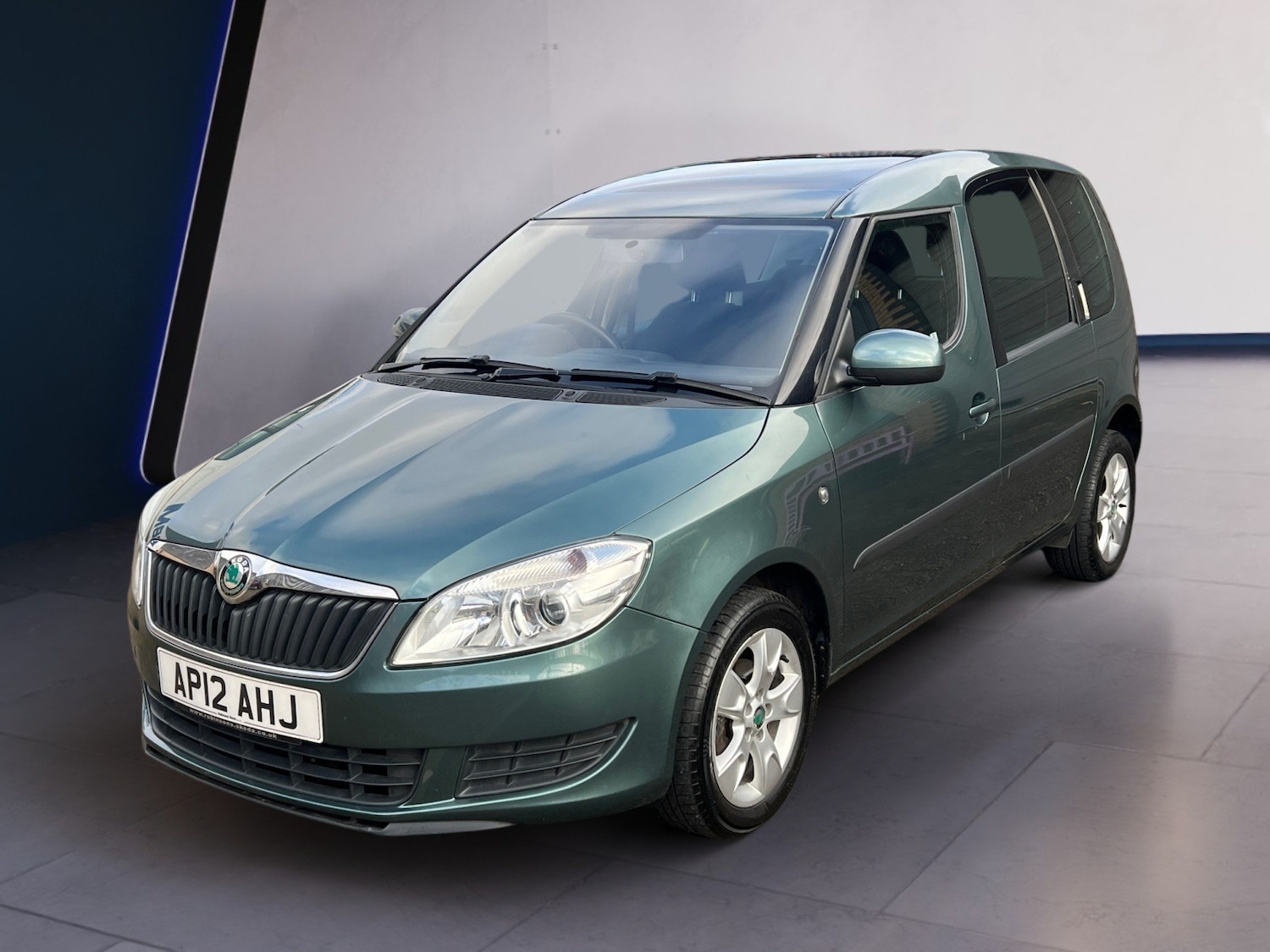 Used Skoda Roomster 2012 for sale - 77432577: Photo 4