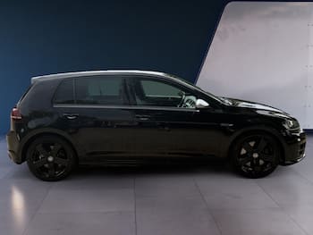 Used Volkswagen Golf 2016 for sale - 79868106: Photo